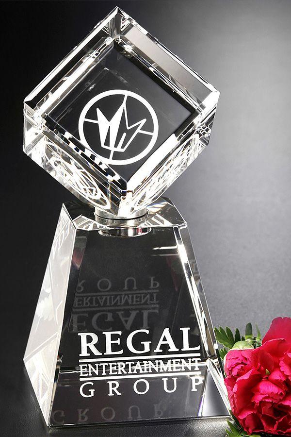 Statuette i krystal -  GLA2022