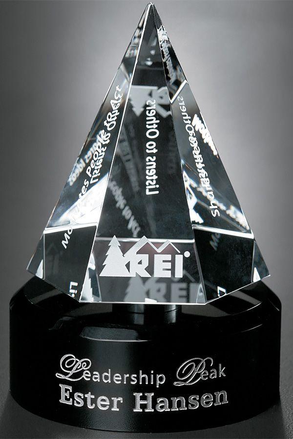 Statuette i krystal -  GLA2024