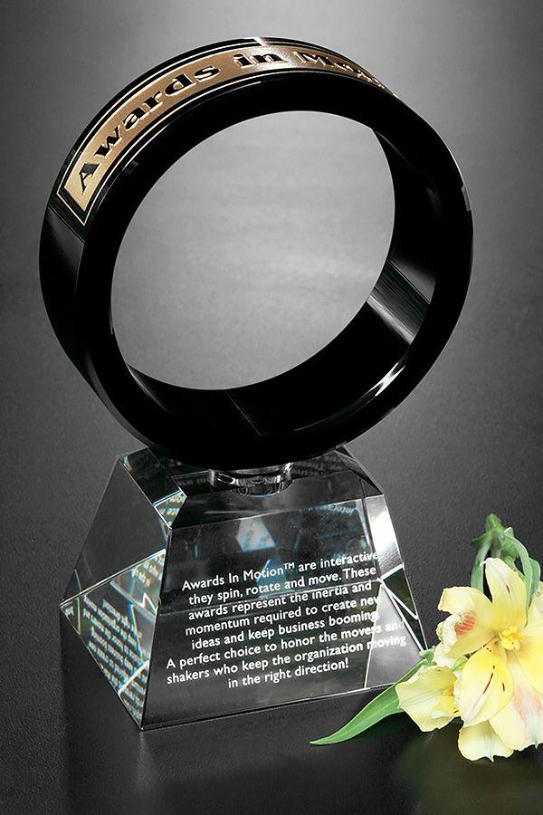Statuette i krystal -  GLA2025