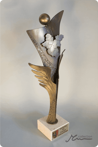 Statuette i metal -  MET103