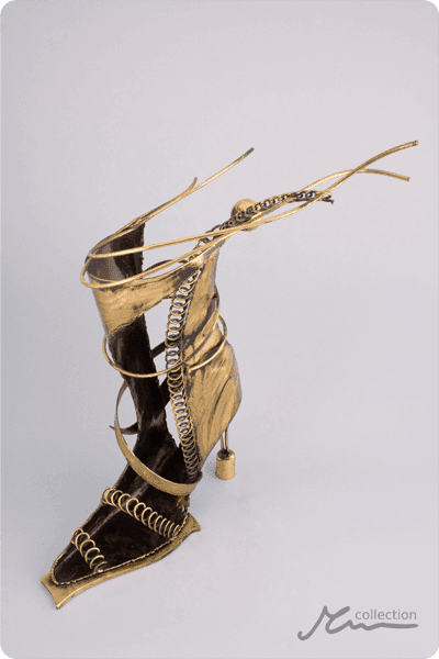 Statuette i metal -  MET030