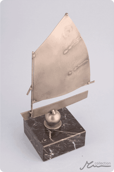 Statuette i metal -  MET042