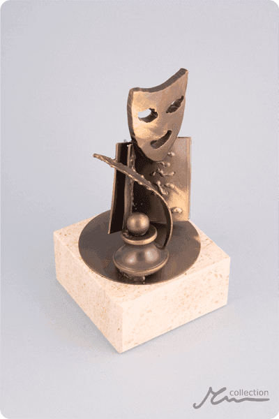 Statuette i metal -  MET059