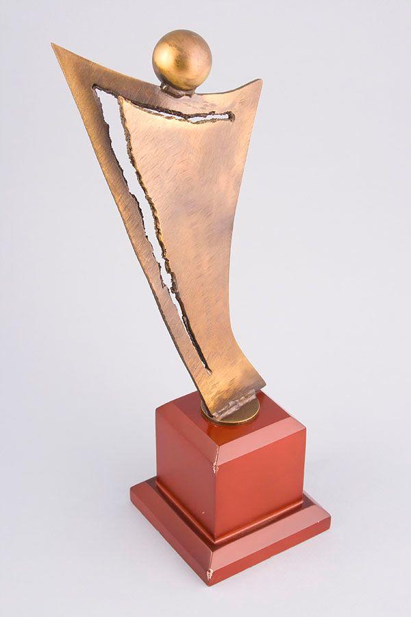 Statuette i metal -  MET008