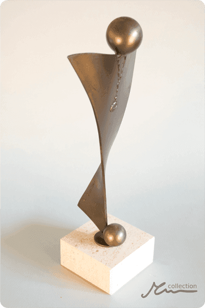 Statuette i metal -  MET090
