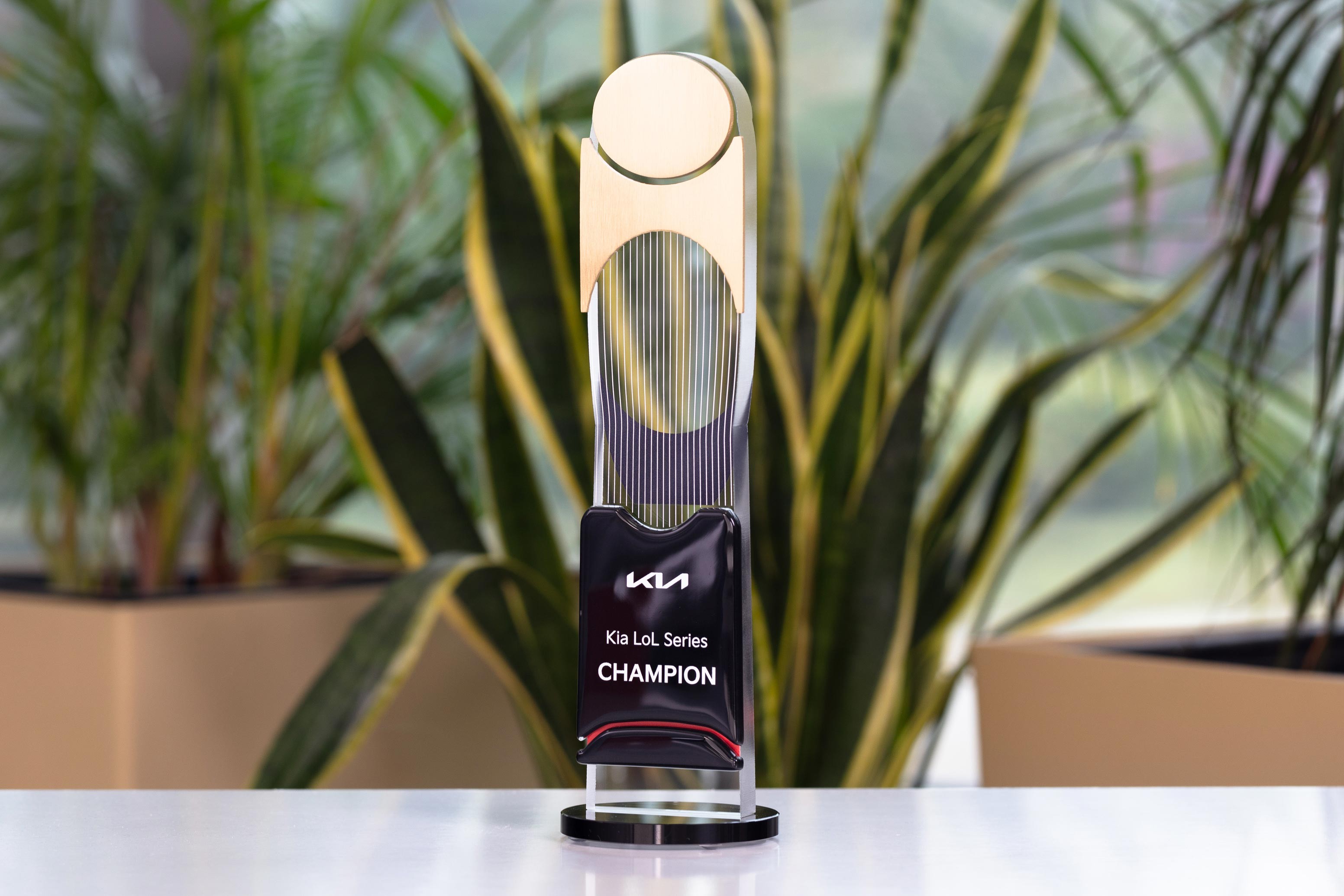 Glasso custom award